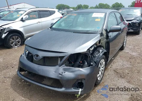 2013 Toyota Corolla Le z USA, uszkodzony, nr VIN 5YFBU4EE5DP160136